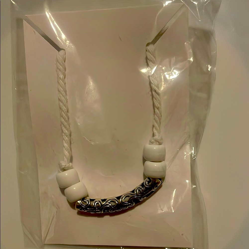 Elegant White and Silver Necklace